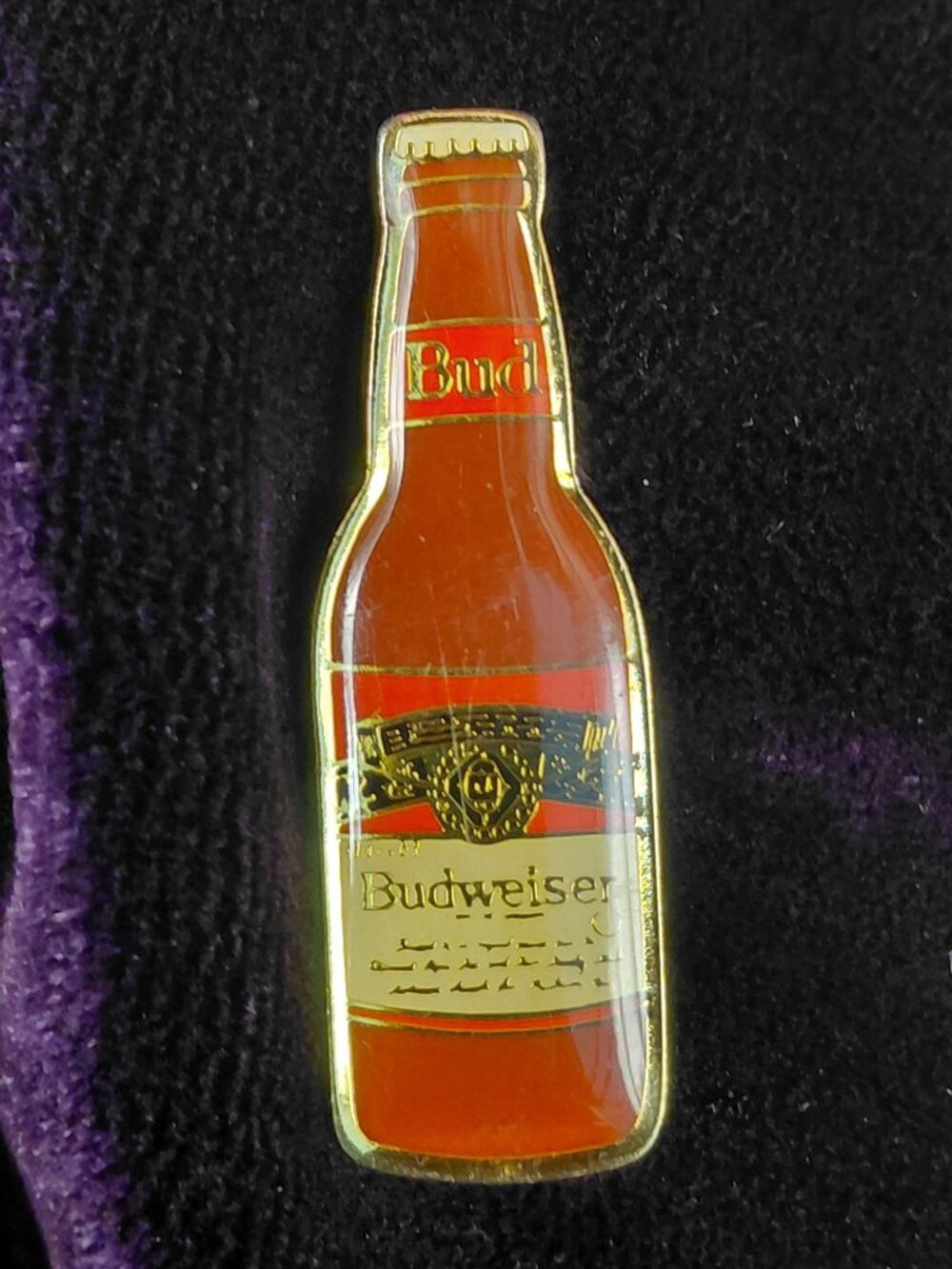 Budweiser Bottle Lapel Hat Pin Official Enamel Collectible Retro Vintage